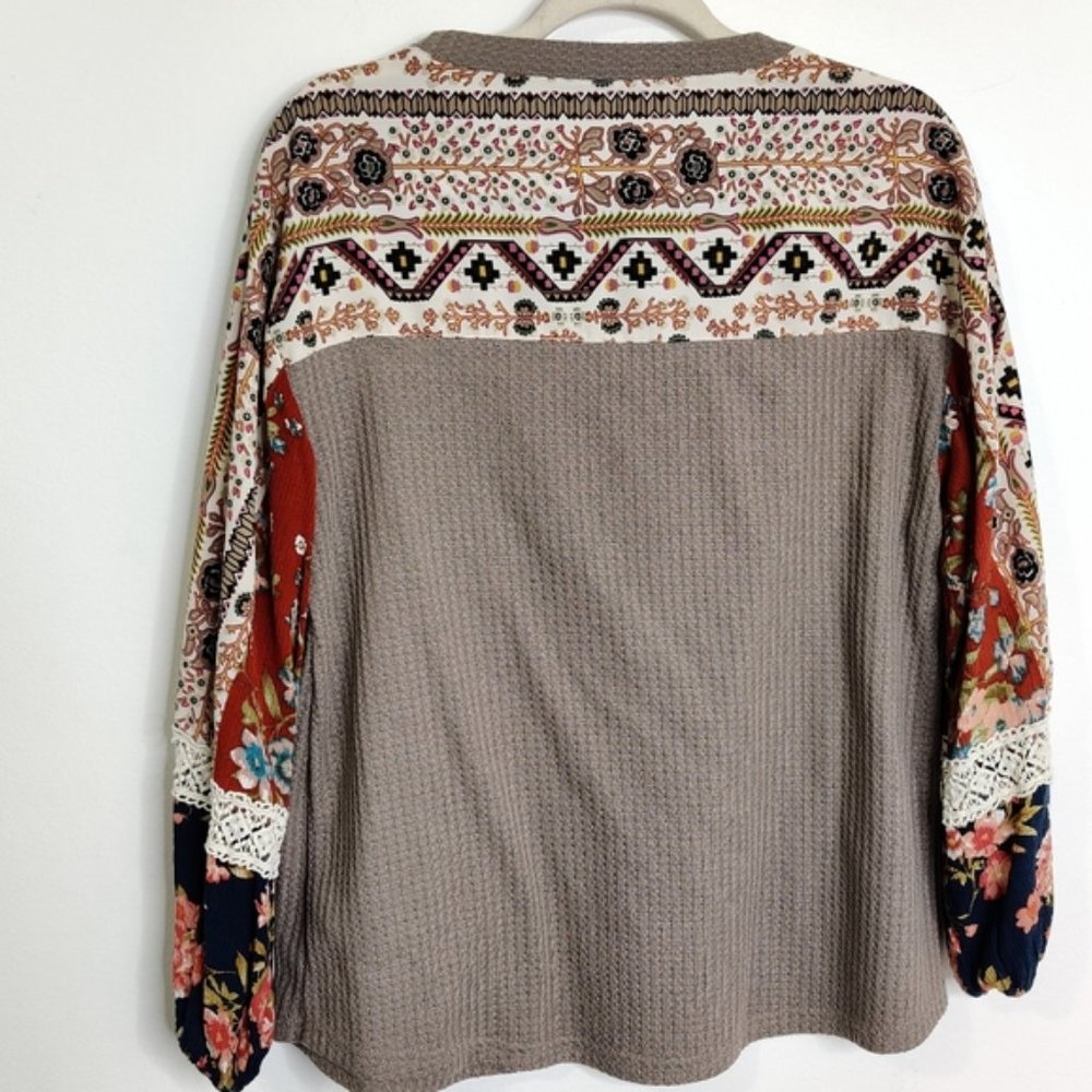ANTHROPOLOGIE Boho Floral Lace Waffle Blouse EUC sz M - Picture 9 of 13